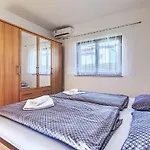 Holiday Home Villa Rubil By Interhome