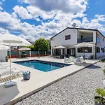 Holiday Home Villa Rubil By Interhome