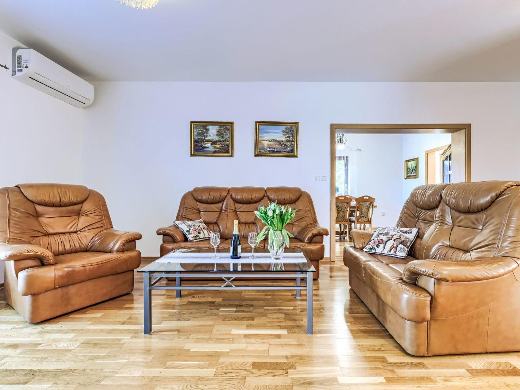 Rubil By Interhome Ferienhaus Poreč